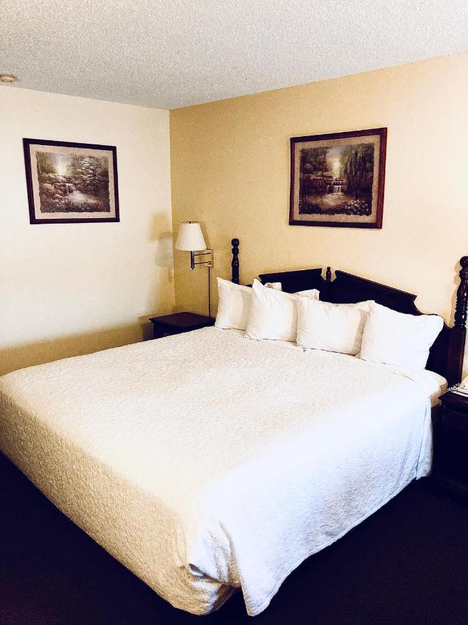 Motel Honeysuckle 2*