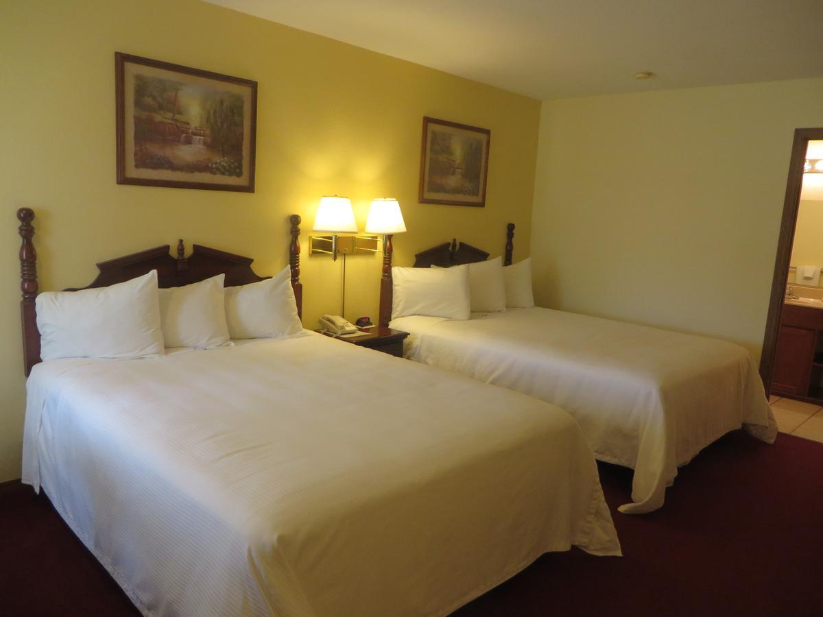 Motel Honeysuckle 2*